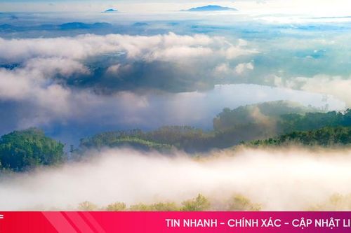 Biển mây bồng bềnh nơi đại ngàn Hà Tĩnh
