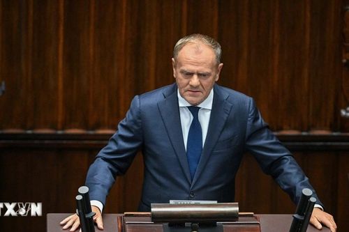 Thủ tướng Ba Lan Donald Tusk kích hoạt cơ chế họp khẩn của NATO