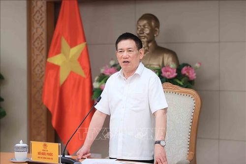 Phó Thủ tướng Hồ Đức Phớc: Đẩy nhanh ban hành nghị định để giảm bớt khó khăn cho doanh nghiệp