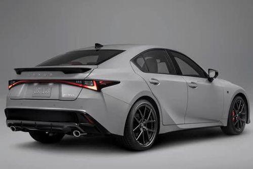 Lexus IS 2026 ra mắt: Diện mạo hầm hố, nội thất hiện đại, 2 tùy chọn động cơ