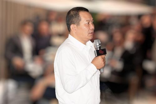 Một đạo diễn Việt bất ngờ ám chỉ một phim Tết 2025 'toàn KOL nổi tiếng nhưng thất bại'