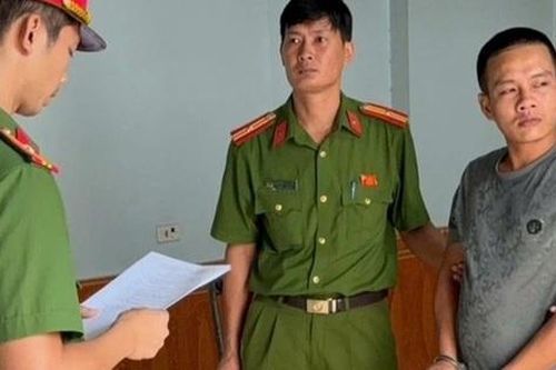 Bắt tạm giam người bố bắt 2 con tự tát vào mặt, quỳ gối hàng giờ