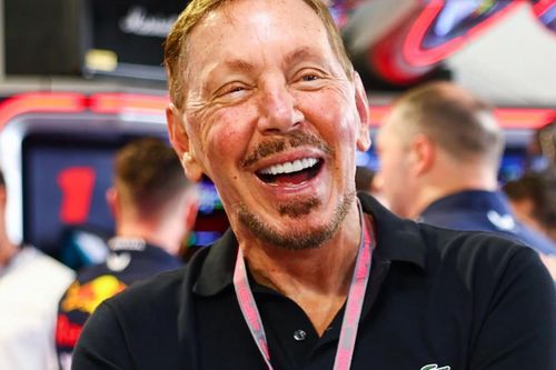 Cổ phiếu Oracle bùng nổ, Larry Ellison tranh ngôi giàu nhất thế giới với Elon Musk