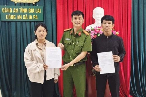 Hai chị em người Jrai tình nguyện thực hiện nghĩa vụ Công an nhân dân năm 2026