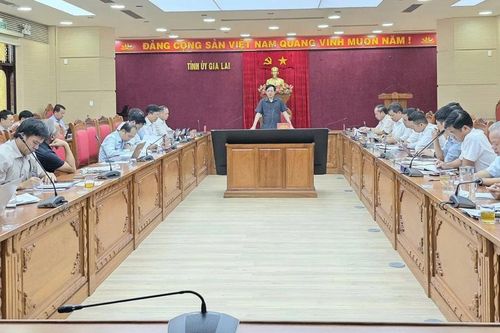 Tháo gỡ vướng mắc liên quan đến Hồ chứa nước Ia Mơr và đất chuyển đổi trồng cao su kém hiệu quả
