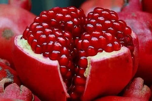 Không chỉ ngon miệng, lựu còn là bí quyết dưỡng nhan tự nhiên