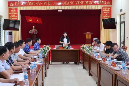 Tổ khảo sát số 2 HĐND tỉnh khảo sát việc triển khai thực hiện nhiệm vụ phát triển kinh tế - xã hội tại Lâm Thượng