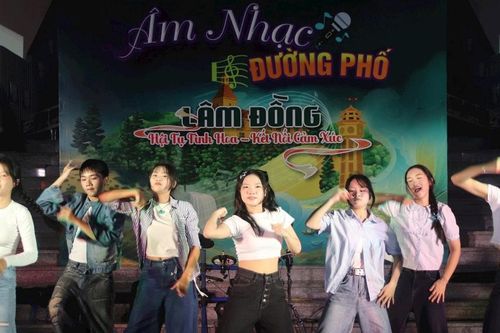 'Âm nhạc đường phố' kết nối mọi người, lan tỏa cảm xúc