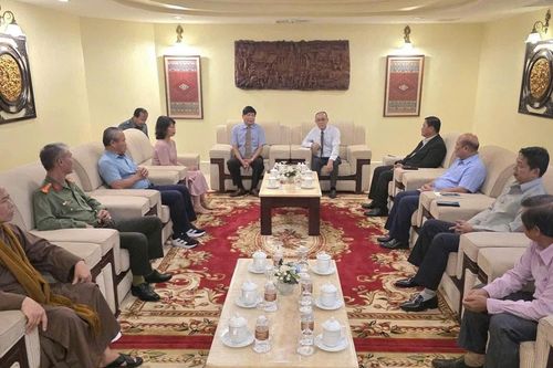 Hội Hữu nghị Việt Nam - Lào tỉnh Lâm Đồng làm việc tại Nam Lào