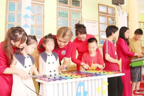 Tận tâm giúp trẻ khuyết tật hòa nhập cộng đồng