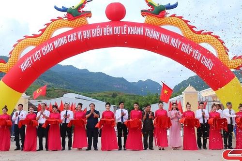 Khánh thành Nhà máy Giầy Yên Châu