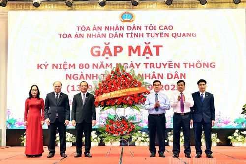 Gặp mặt kỷ niệm 80 năm ngày truyền thống ngành Tòa án nhân dân