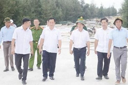 Một nhiệm kỳ 'bận rộn' và khát vọng bứt phá - Kỳ 1: Tăng trưởng trong gian khó