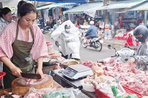 An toàn thực phẩm từ lò mổ đến các chợ truyền thống