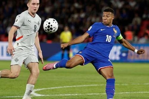 Mbappe tỏa sáng, Pháp giành chiến thắng kịch tính trước Iceland
