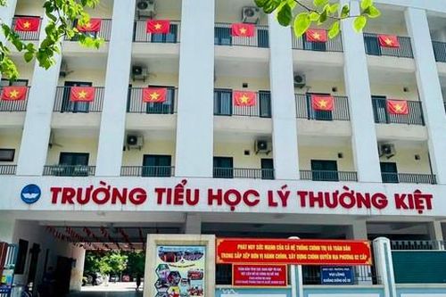 Bị phản ánh 'bắt' phụ huynh lắp điều hòa, Trường Tiểu học Lý Thường Kiệt nói gì?