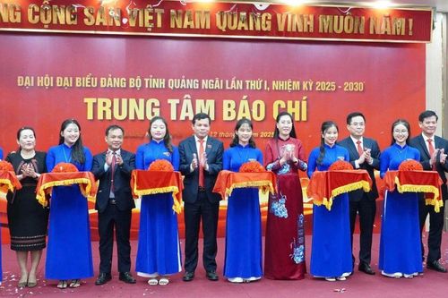 Trung tâm Báo chí – Nhịp cầu thông tin của Đại hội Đảng bộ Quảng Ngãi