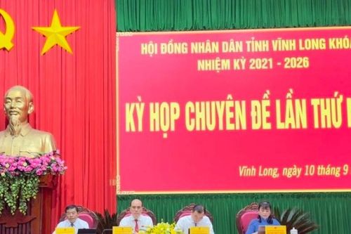 Vĩnh Long:Hỗ trợ nông dân và cán bộ công chức ổn định sau sáp nhập