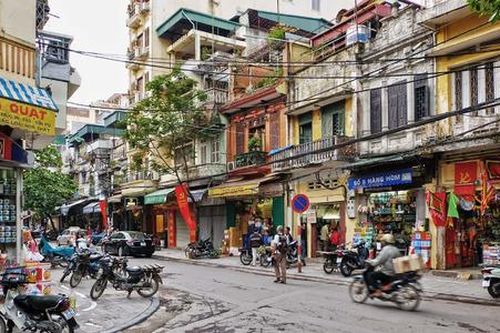 'Choáng váng' khi môi giới rao bán nhà mặt phố Hà Nội 2,8 tỷ đồng/m2