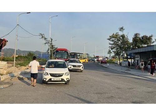 Vụ tài xế, du khách bị từ chối lên phà rời Cát Bà: Hải Phòng phê bình các đơn vị liên quan