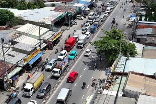 Đề xuất các giải pháp bảo đảm trật tự an toàn giao thông trên Quốc lộ 13, TPHCM