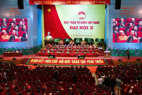 Giới thiệu người Việt Nam ở nước ngoài tham gia Ủy ban MTTQ Việt Nam