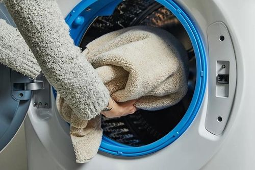 Bao lâu nên giặt khăn tắm?