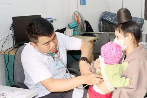 Sơn La chú trọng đầu tư cơ sở vật chất, thiết bị y tế để nâng cao chất lượng chăm sóc sức khỏe nhân dân