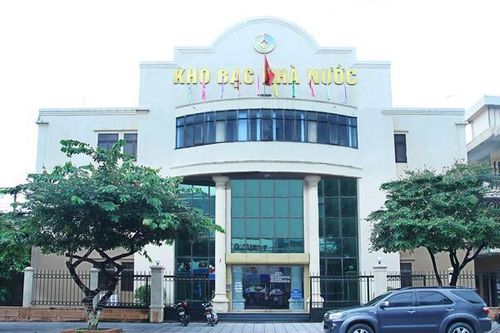 Yêu cầu 100% các xã chi lương trước ngày 15/9