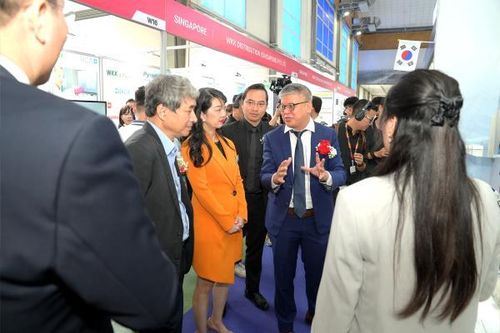 Hơn 300 thương hiệu công nghệ lớn tham dự triển lãm quốc tế NEPCON Vietnam 2025