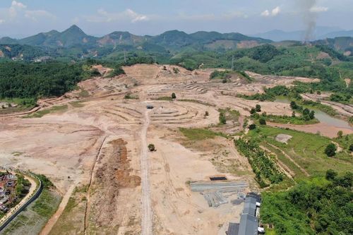Cận cảnh công viên nghĩa trang ở Lào Cai vừa bị xử phạt hàng trăm triệu đồng
