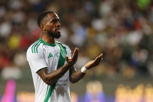 Toney gây tranh cãi khi hạ thấp Premier League