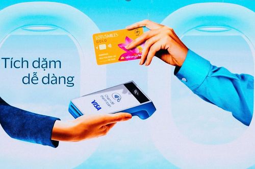 Chi tiêu cao gấp 13 lần: Thẻ Vietnam Airlines - Visa đang viết lại 'luật chơi' Loyalty