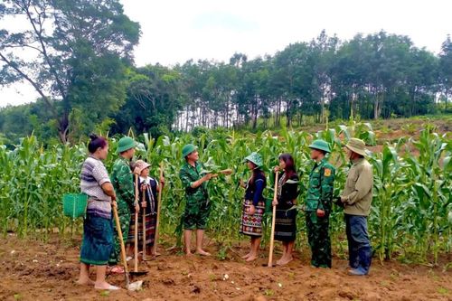 'Thứ Bảy về bản' – Hành trình bền bỉ vì hạnh phúc nhân dân