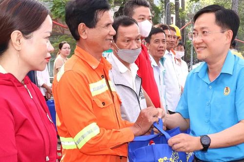Hàng ngàn tỷ đồng chăm lo thiết thực thanh niên công nhân