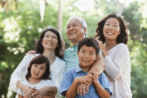 Buông bỏ để sống an nhiên ở tuổi trung niên