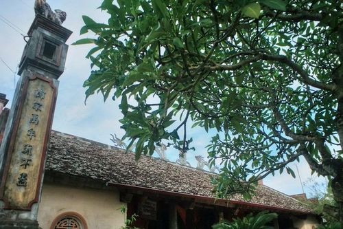 Khám phá hai di tích được đầu tư trăm tỉ trùng tu
