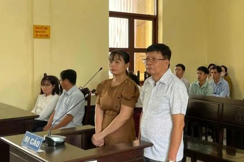 Cựu Giám đốc Trung tâm Lưu trữ lịch sử tỉnh Cà Mau bị tuyên án 18 tháng tù