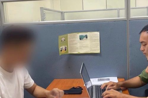 Công an Hà Nội làm việc với 'Streamer Độ Mixi' vì liên quan sử dụng chất cấm