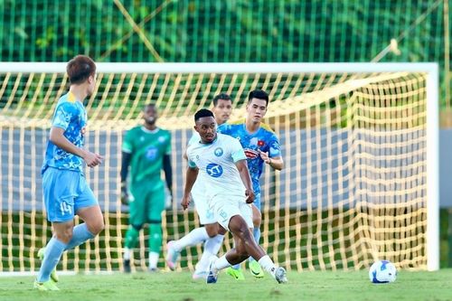 Đội tuyển Việt Nam xuống một bậc trên bảng xếp hạng FIFA mới
