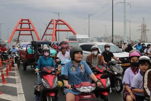 TPHCM 'giải cứu' giao thông khu vực cầu Bình Triệu bằng cách nào?