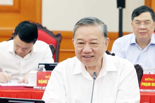 Bầu cử đại biểu Quốc hội, HĐND bảo đảm dân chủ, không phô trương, hình thức