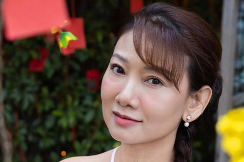 NSND Mỹ Uyên lên báo Hàn, được gọi là 'Diễn viên quốc dân'