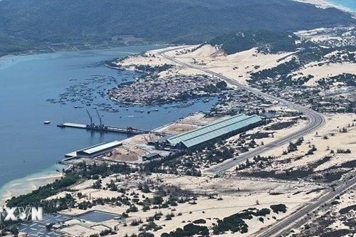 Khánh Hòa trao quyết định chấp thuận nhà đầu tư siêu dự án gần 70.000 tỷ đồng