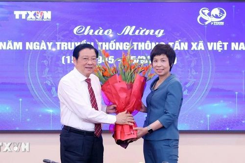 Trưởng Ban Nội chính Trung ương chúc mừng 80 năm Ngày truyền thống TTXVN