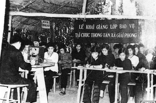 Tản mạn chuyện tình Thông tấn!