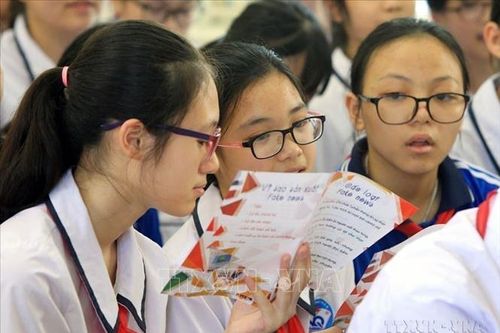 'Phủ xanh' thông tin tích cực, đẩy lùi tin giả và độc hại