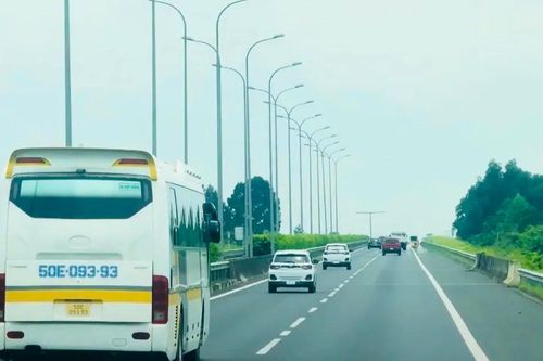 TPHCM: Giảm giá vé dịch vụ đường bộ cho phương tiện vùng lân cận