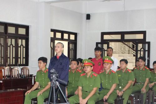 Hỗn chiến đêm hội chùa, 1 người thiệt mạng