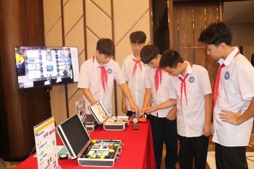 Hợp tác nhằm nâng cao năng lực số cho địa phương miền núi